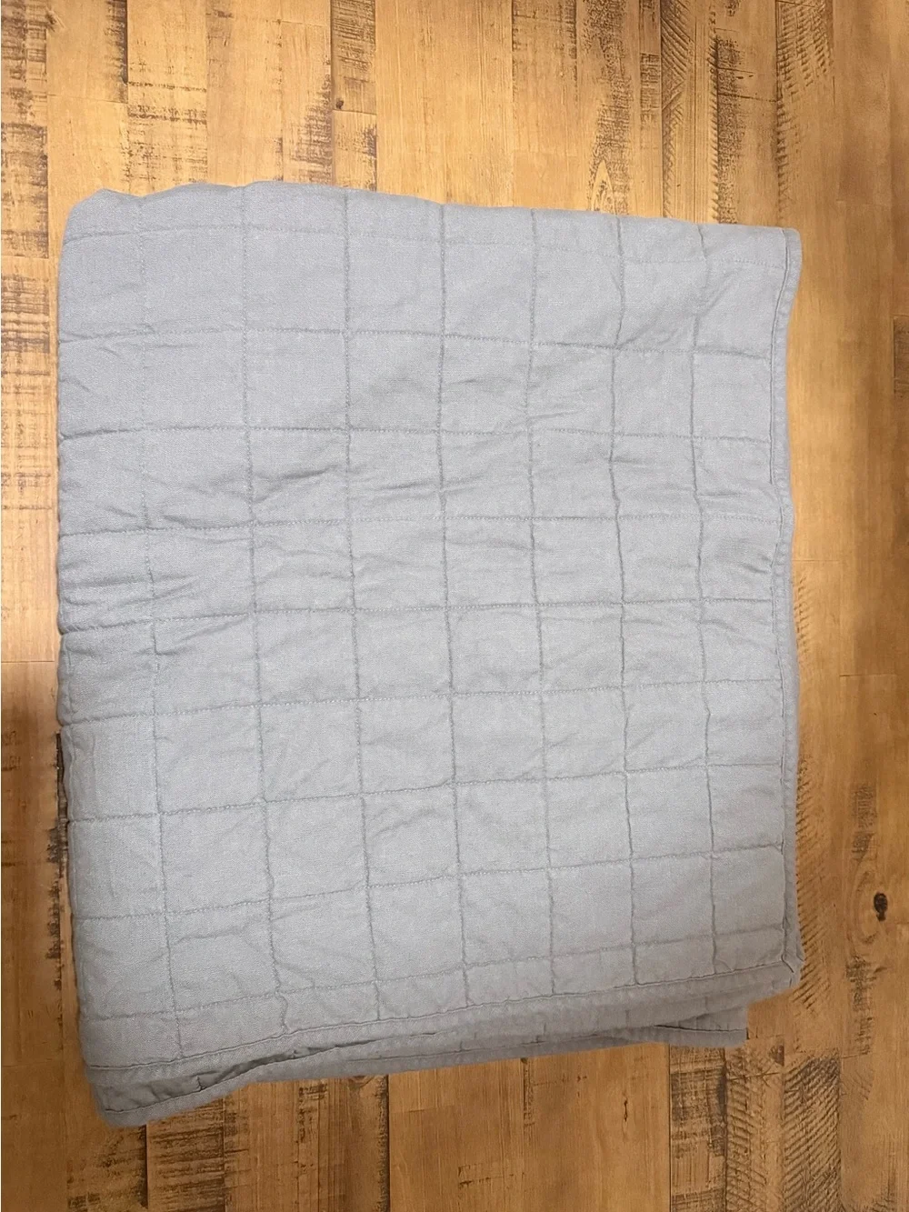 Casaluna King Size grey heavyweight quilt. 100% cotton. NWOT